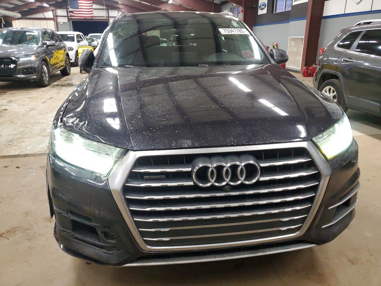 2018 AUDI Q7