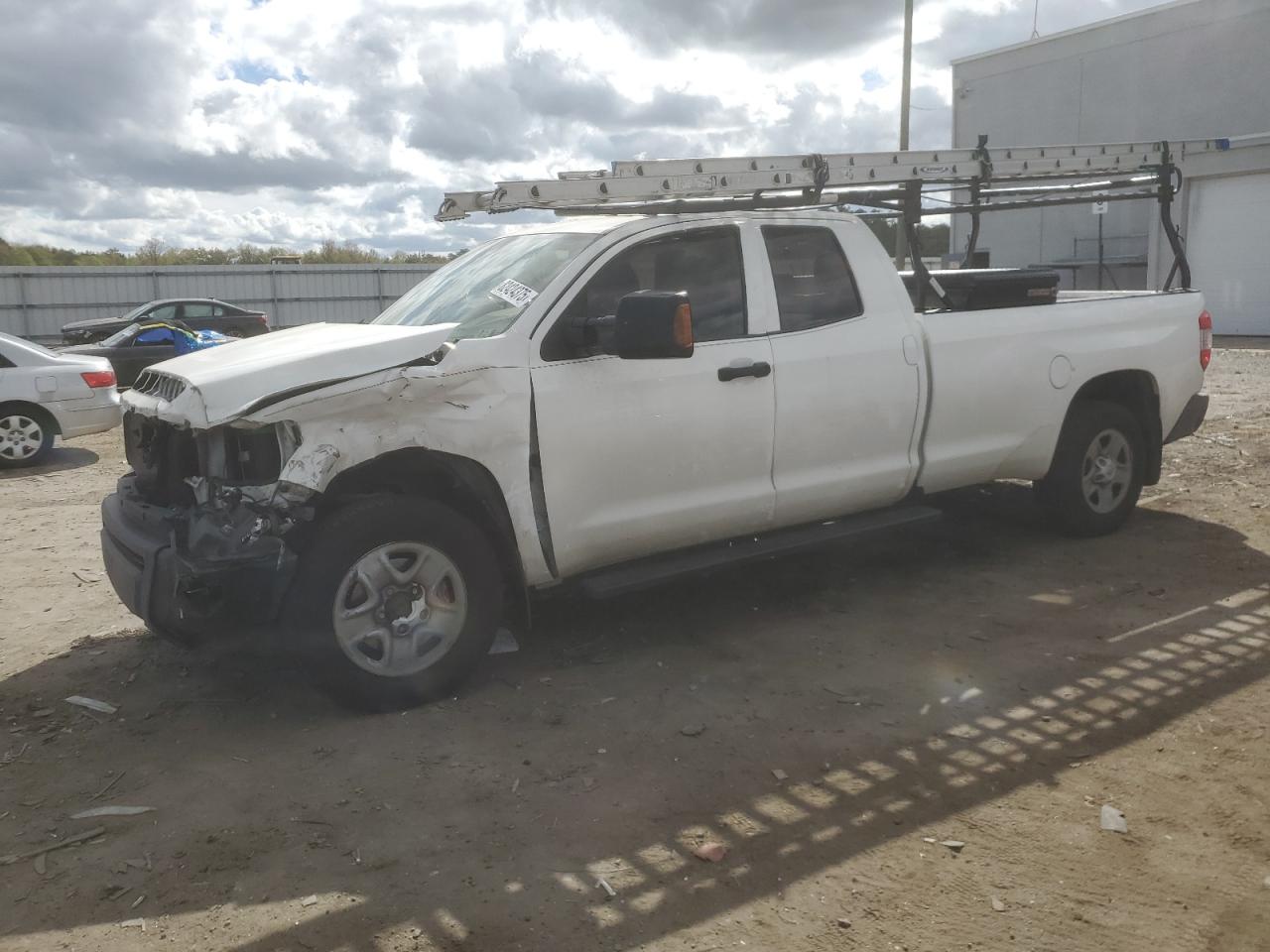 2018 TOYOTA TUNDRA