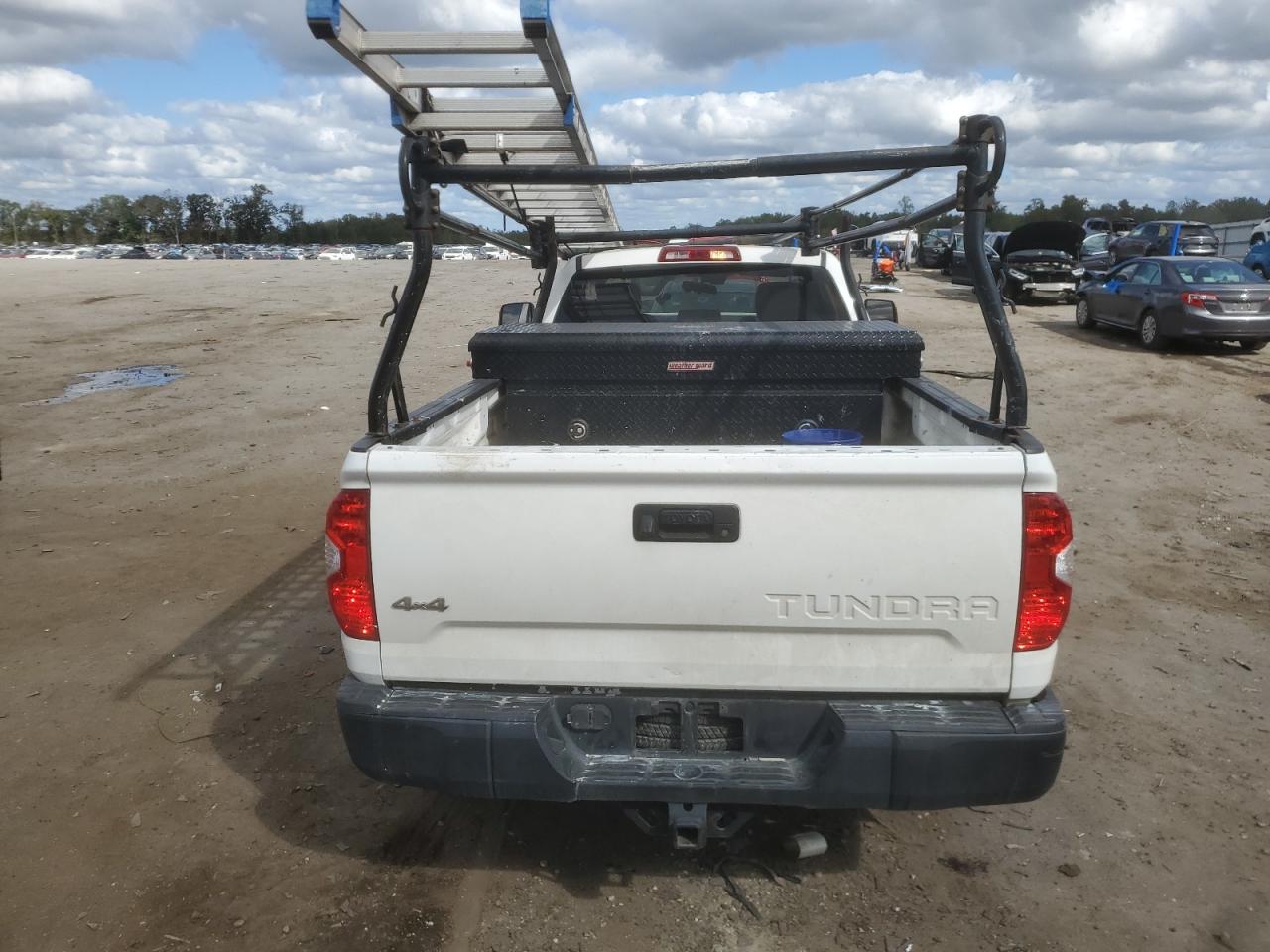 2018 TOYOTA TUNDRA