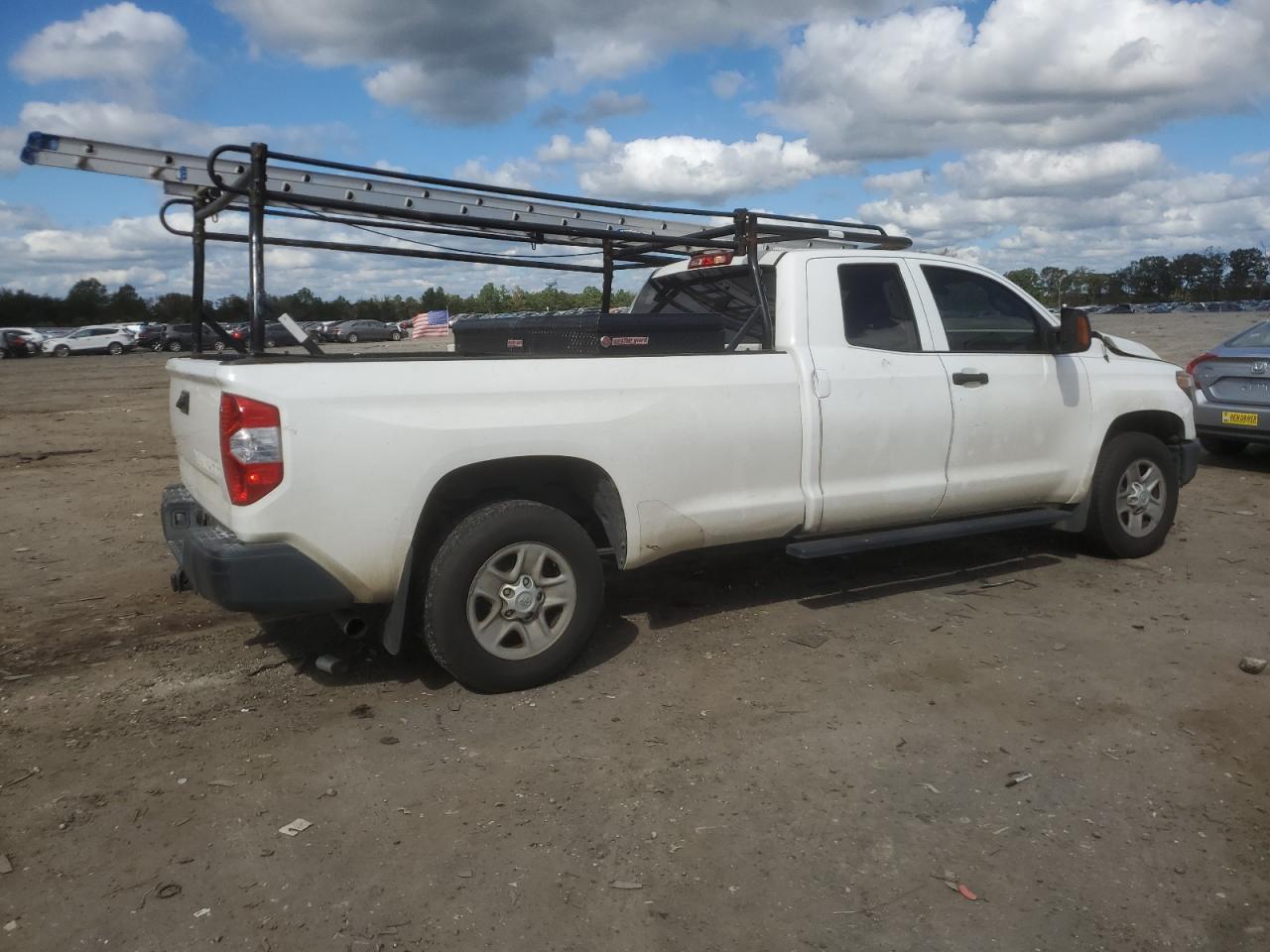 2018 TOYOTA TUNDRA
