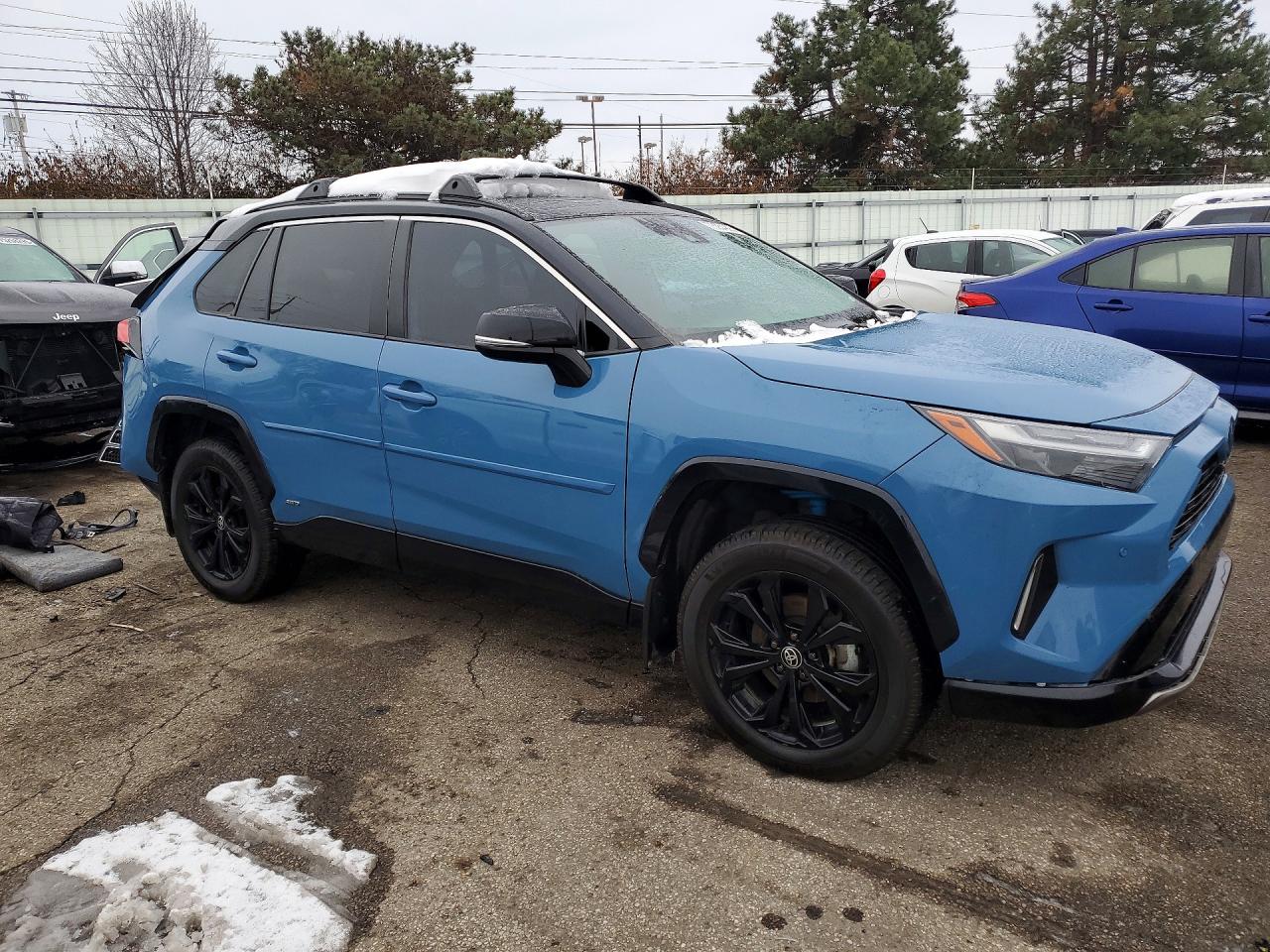 2022 TOYOTA RAV4