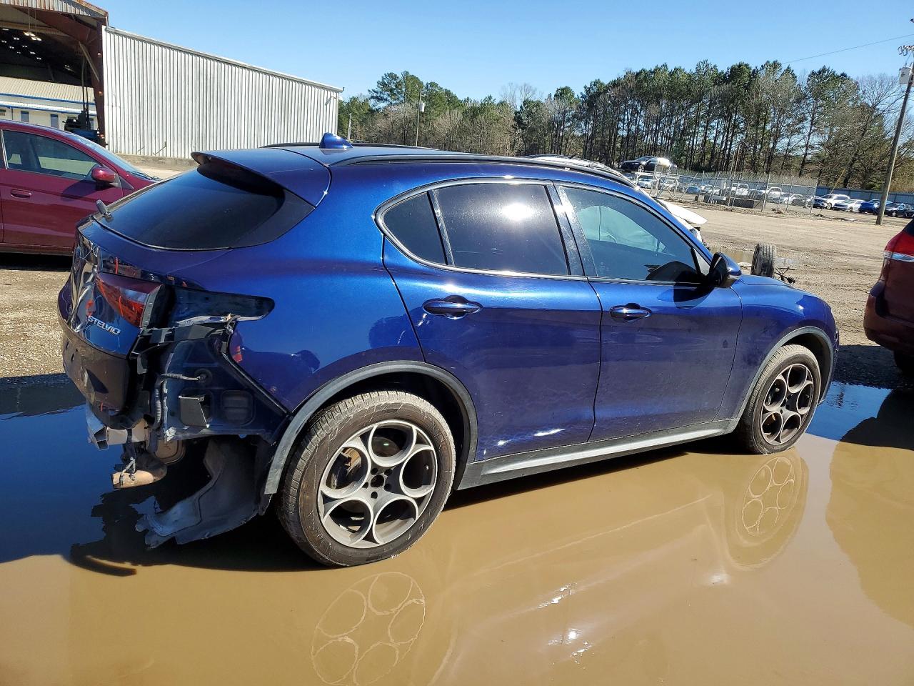 2018 ALFA ROMEO STELVIO