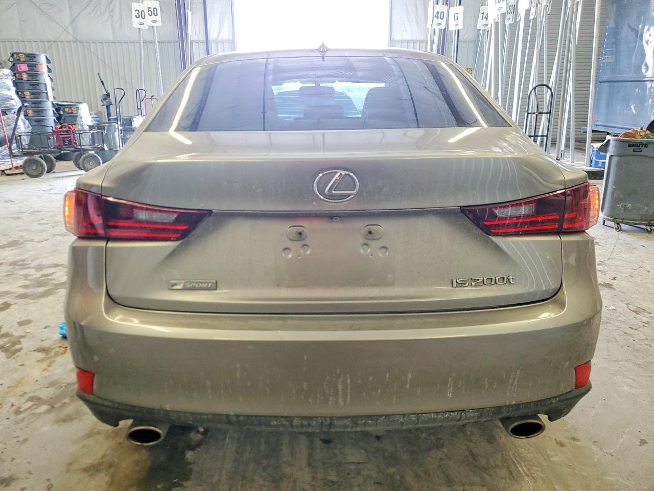 2016 LEXUS IS