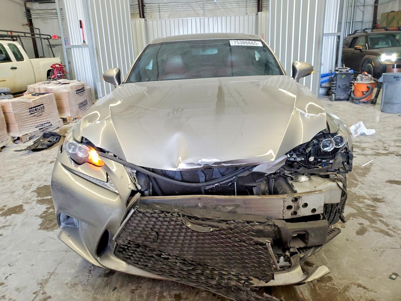 2016 LEXUS IS