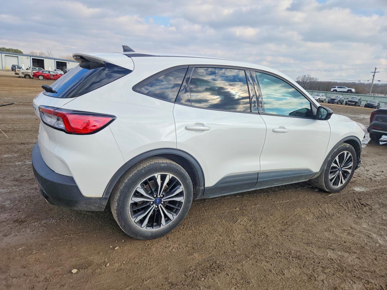 2022 FORD ESCAPE