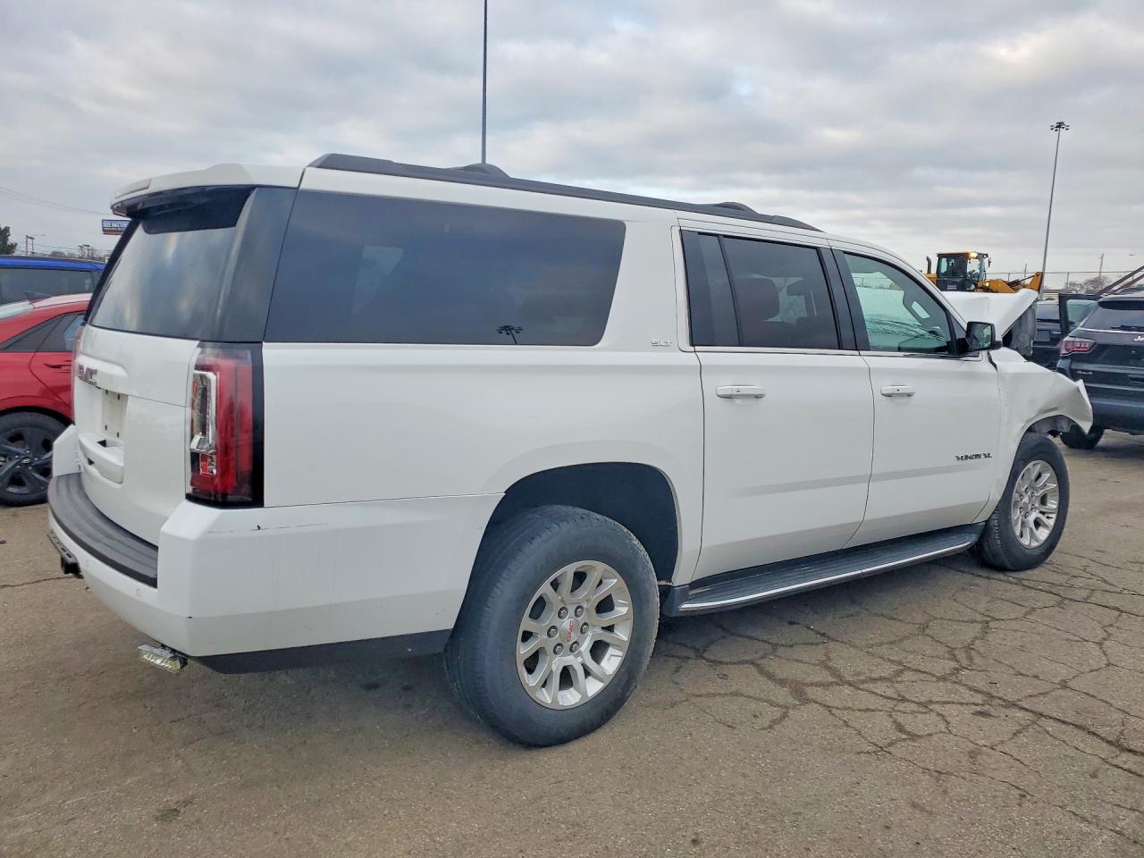 2017 GMC YUKON