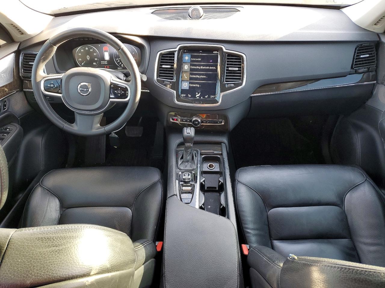 2018 VOLVO XC90