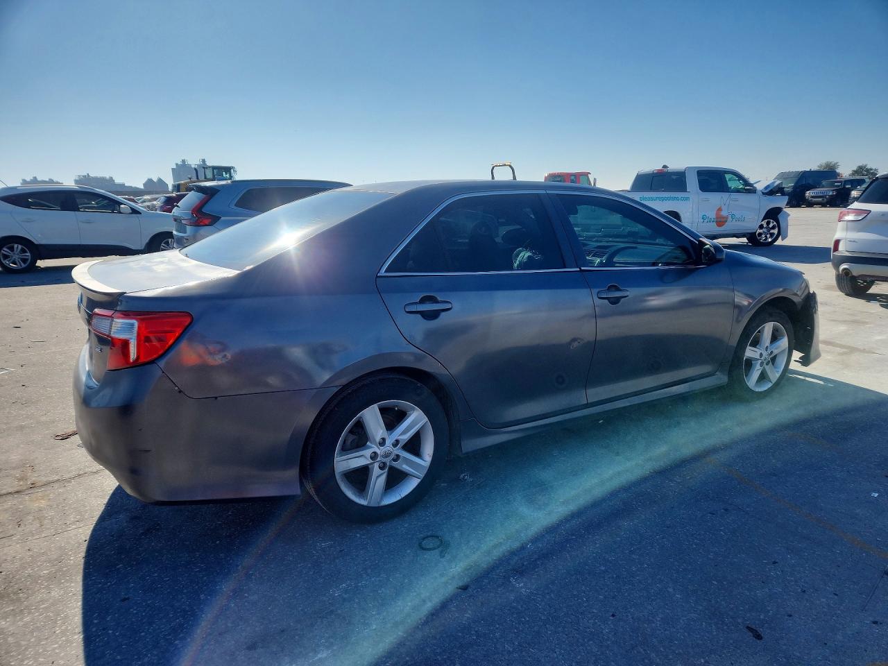 2014 TOYOTA CAMRY