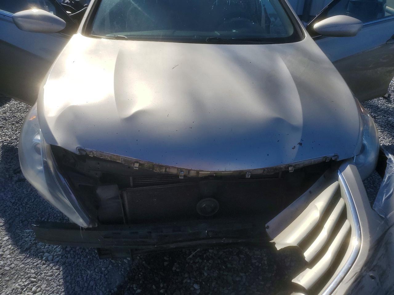 2011 HYUNDAI SONATA
