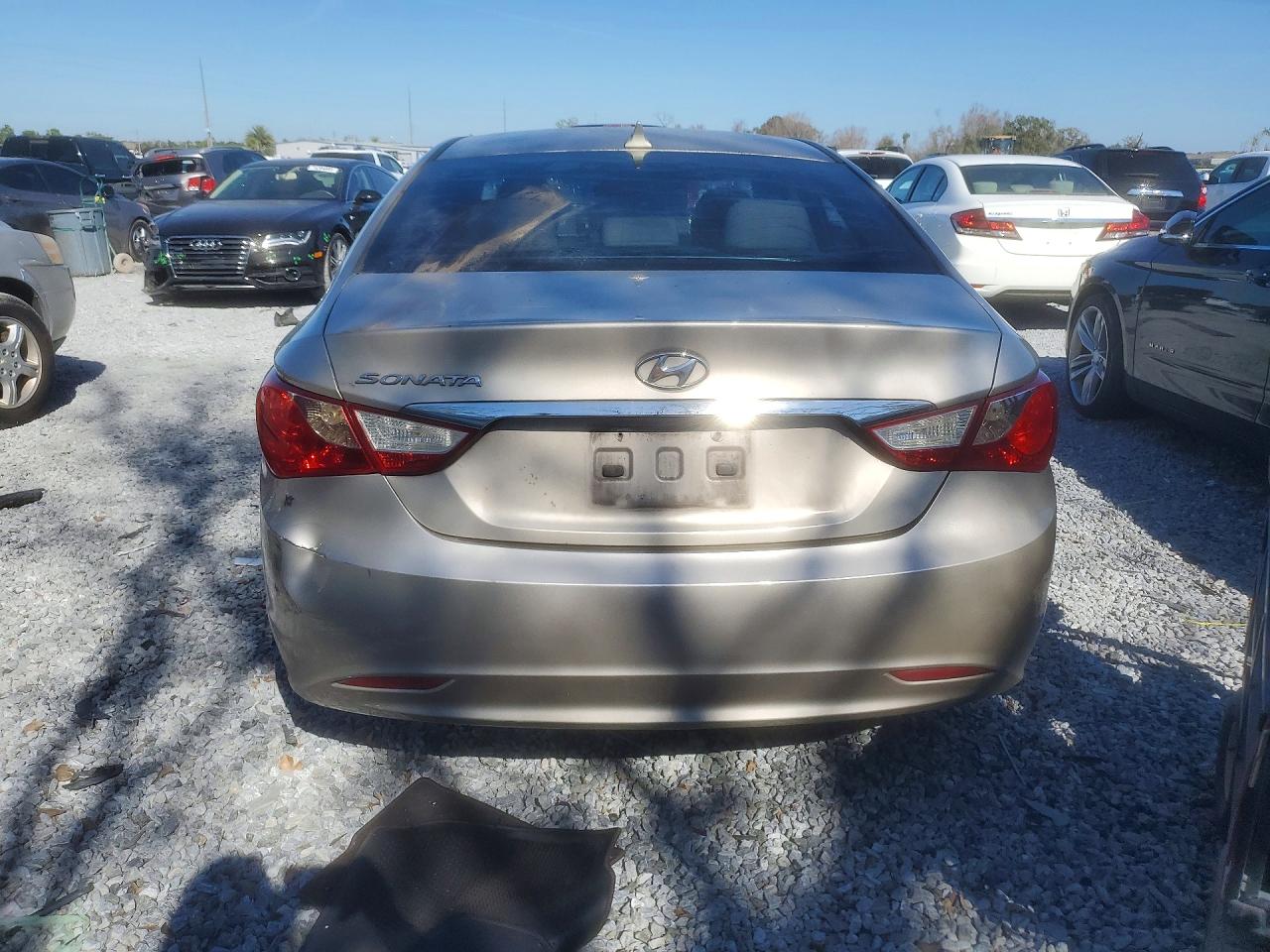 2011 HYUNDAI SONATA