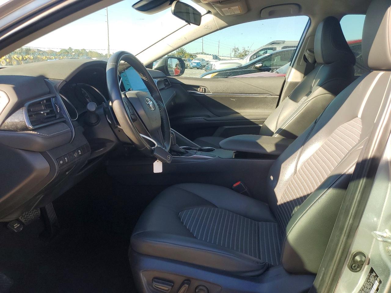 2024 TOYOTA CAMRY