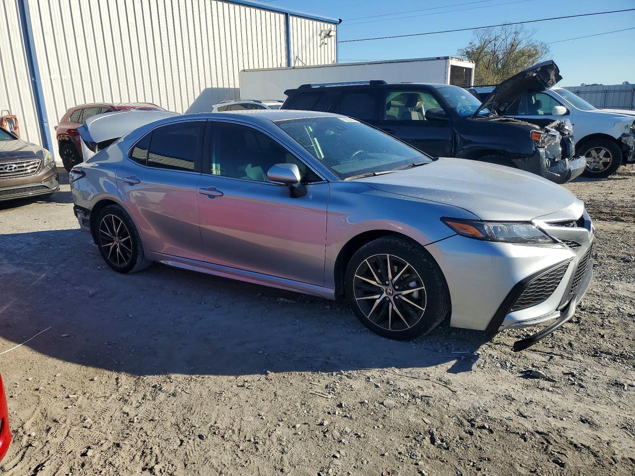 2024 TOYOTA CAMRY