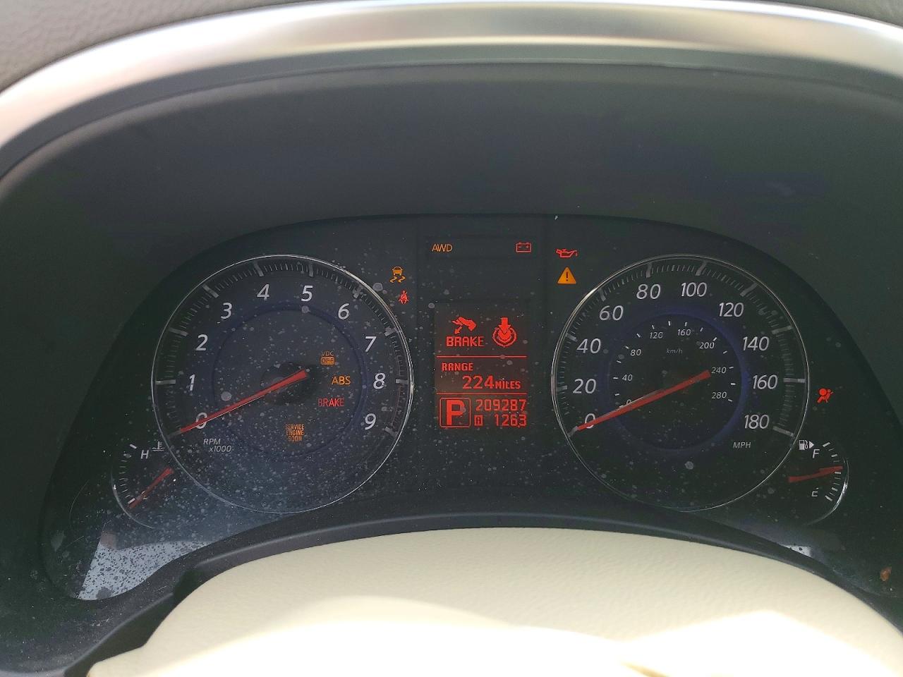 2011 INFINITI FX35