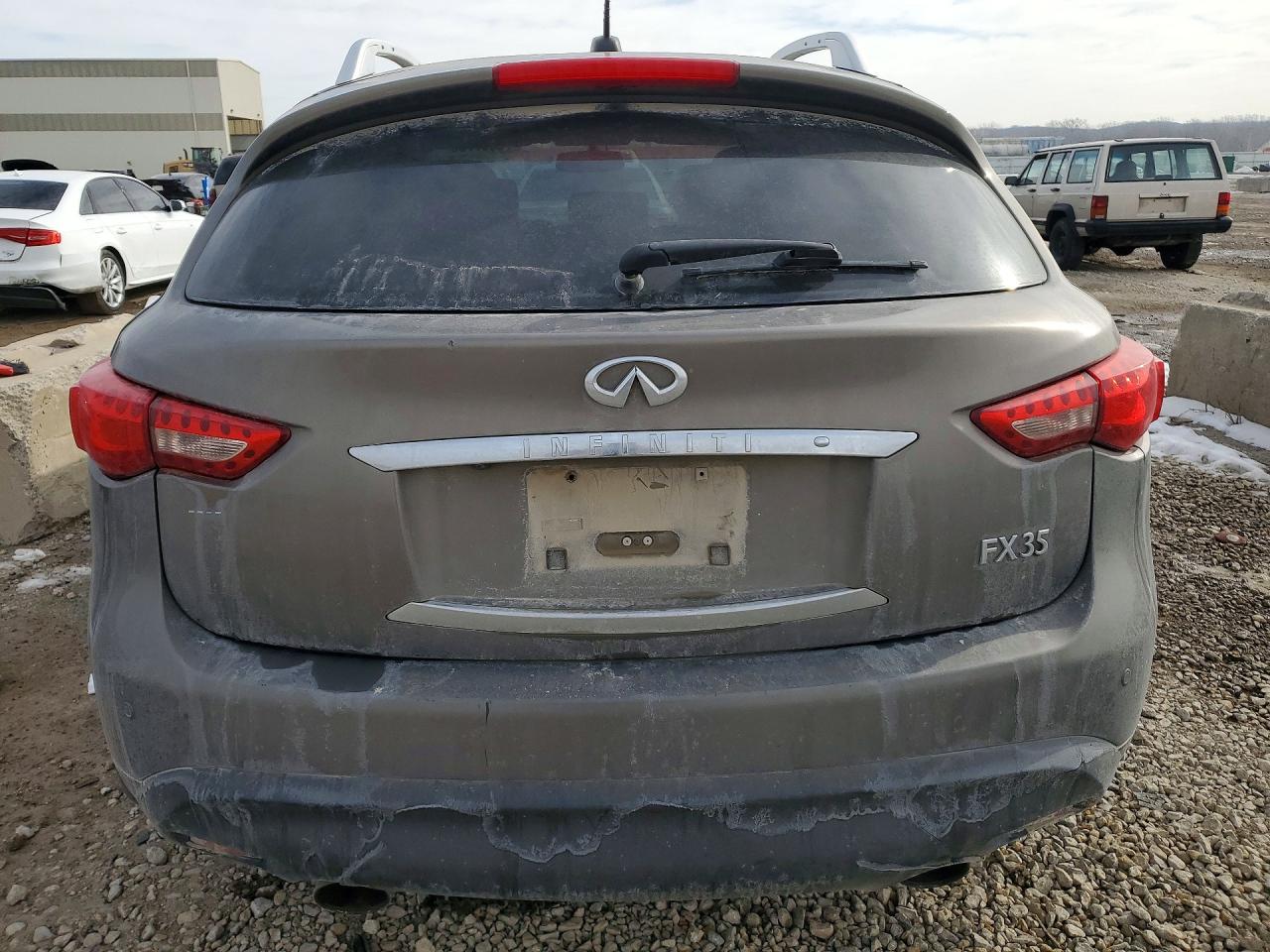 2011 INFINITI FX35