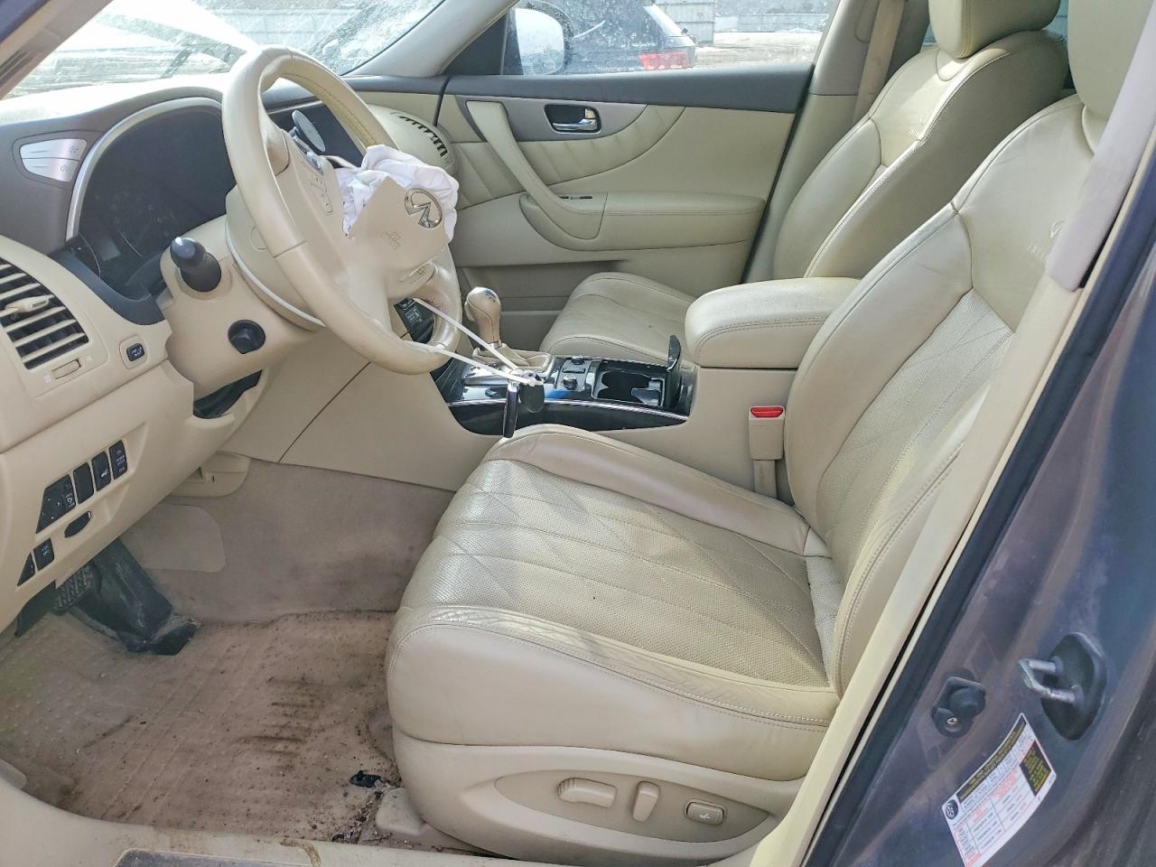 2011 INFINITI FX35
