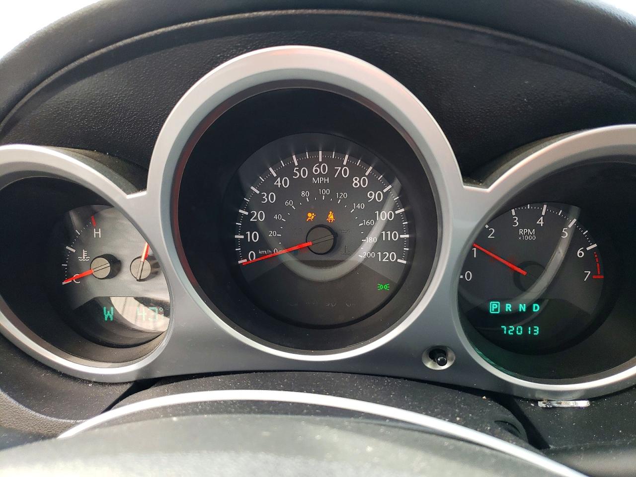 2010 CHRYSLER SEBRING