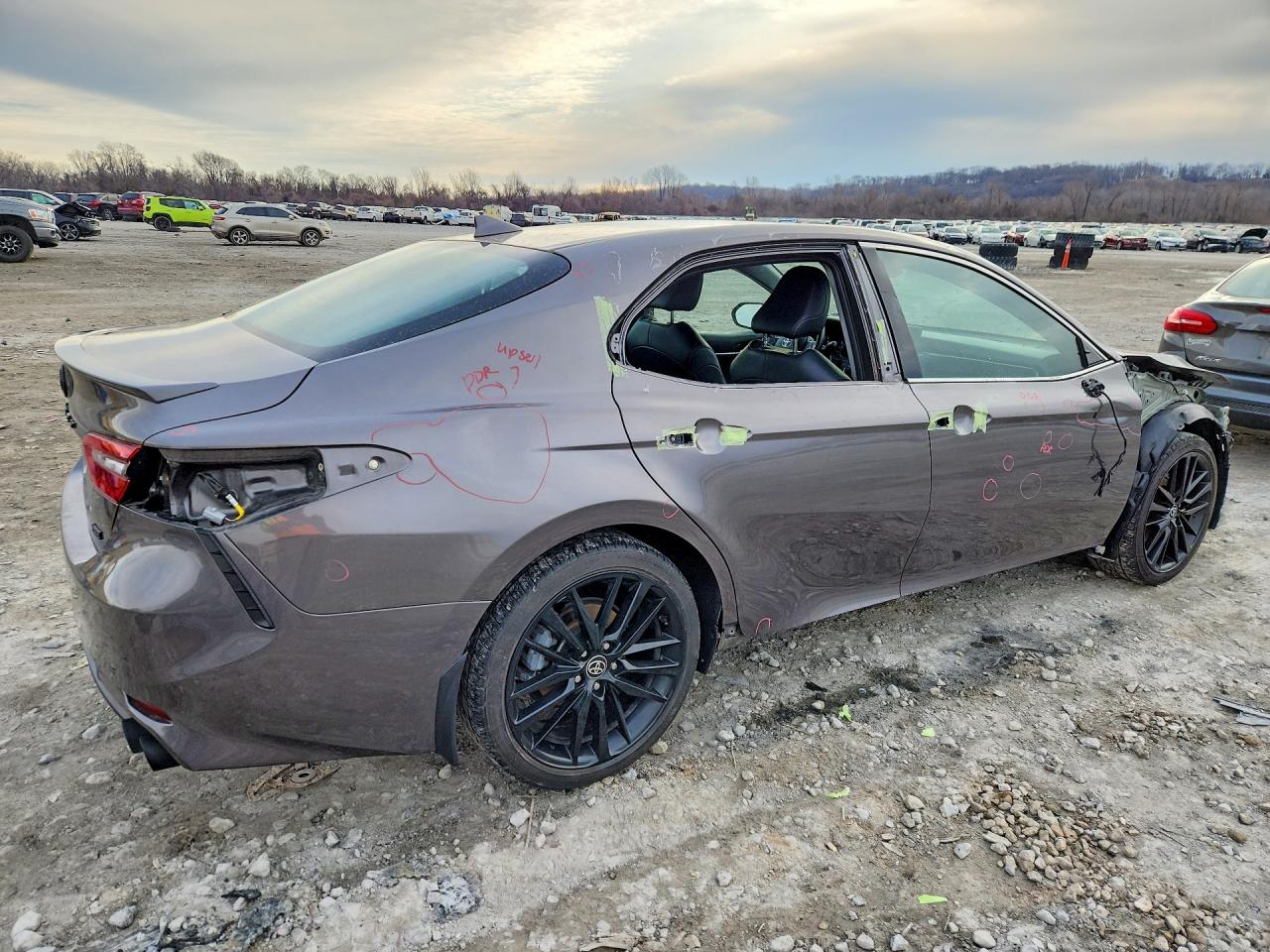 2023 TOYOTA CAMRY