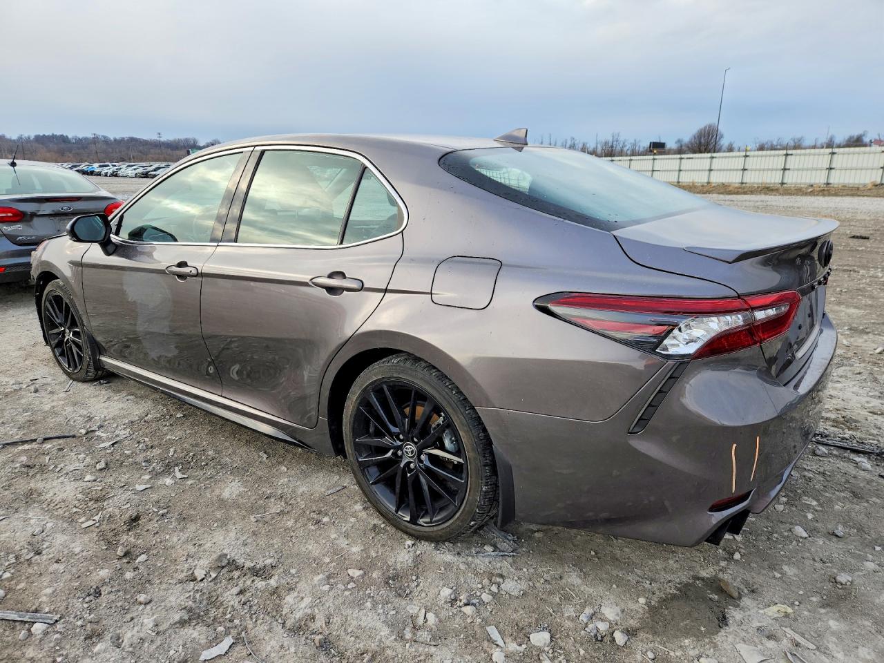 2023 TOYOTA CAMRY