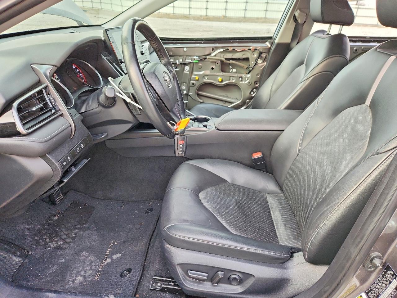 2023 TOYOTA CAMRY