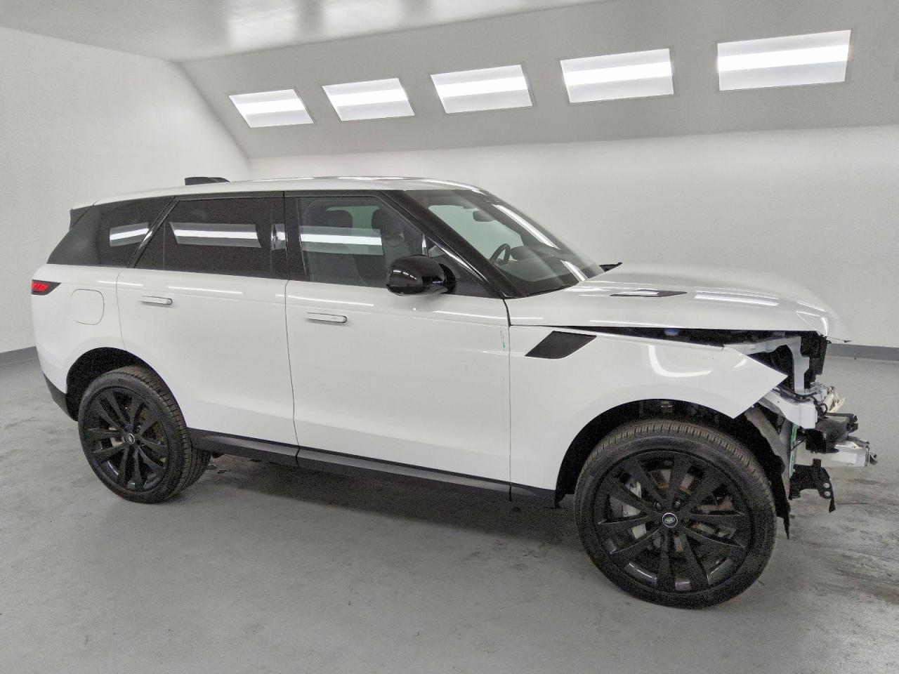 2025 LAND ROVER RANGEROVER