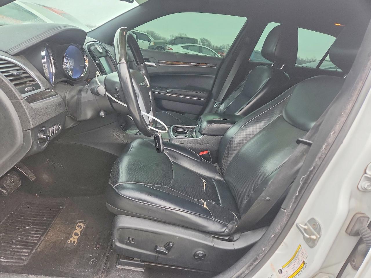 2014 CHRYSLER 300