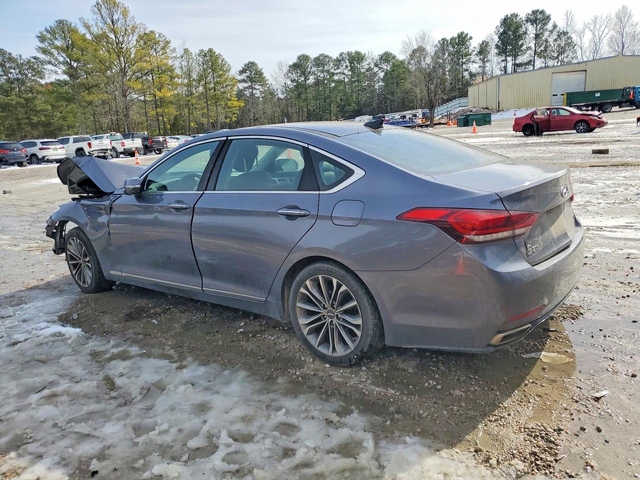 2016 HYUNDAI GENESIS