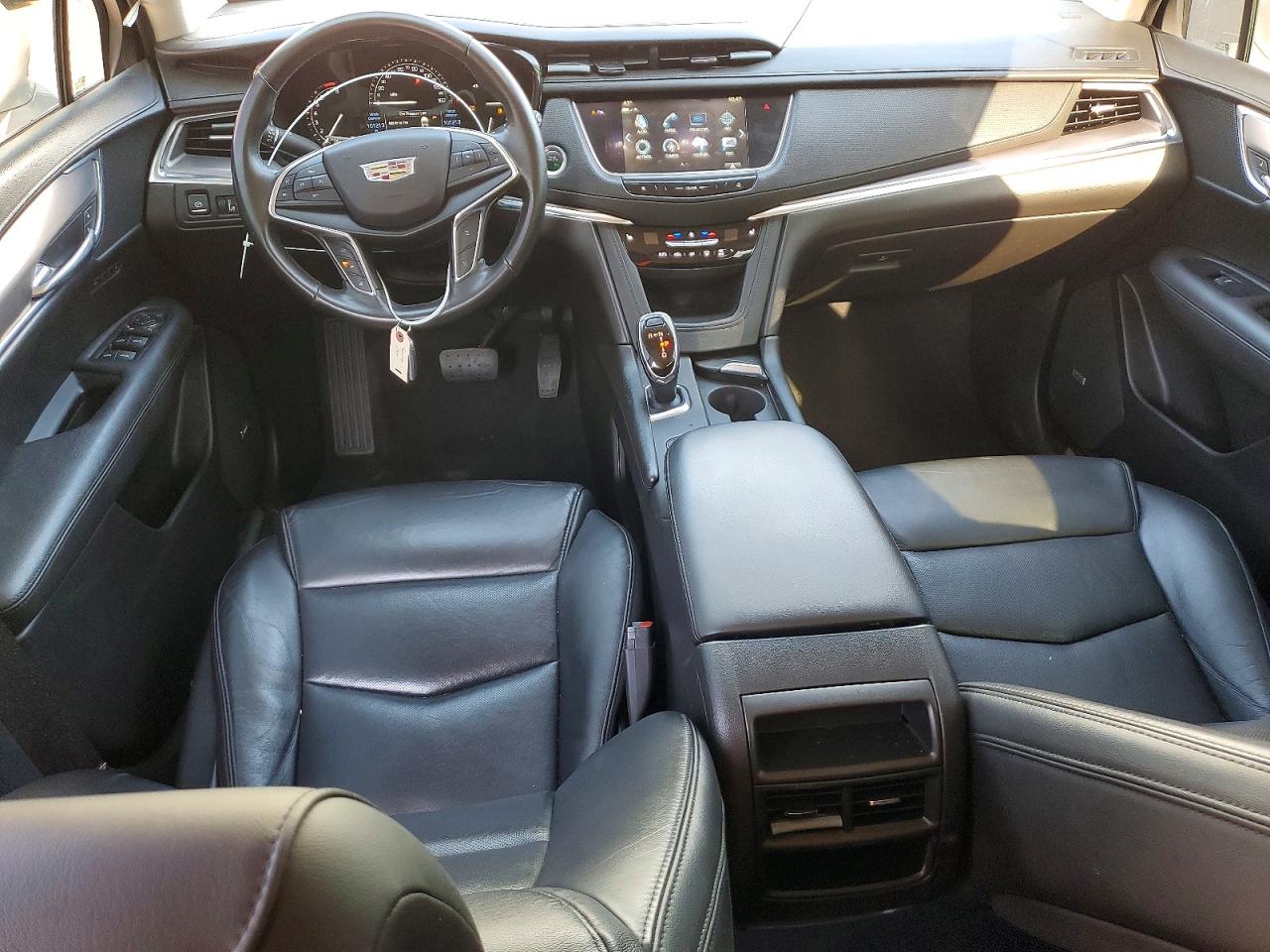 2018 CADILLAC XT5