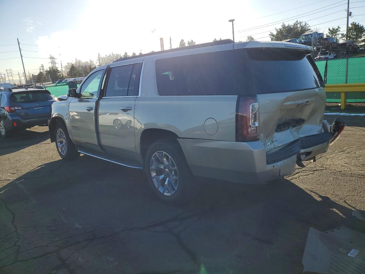 2016 GMC YUKON