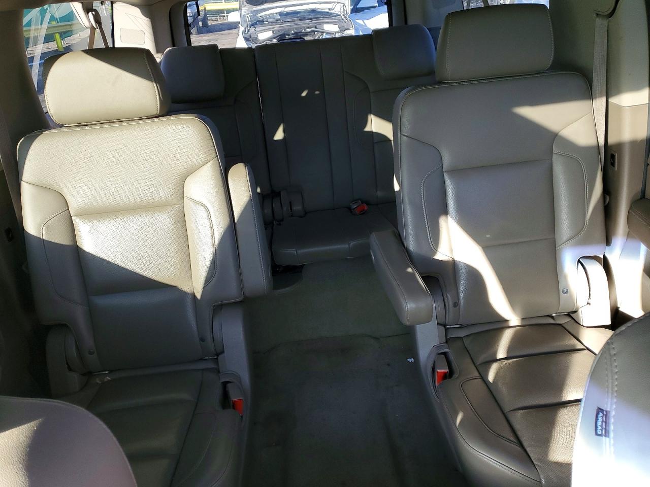 2016 GMC YUKON