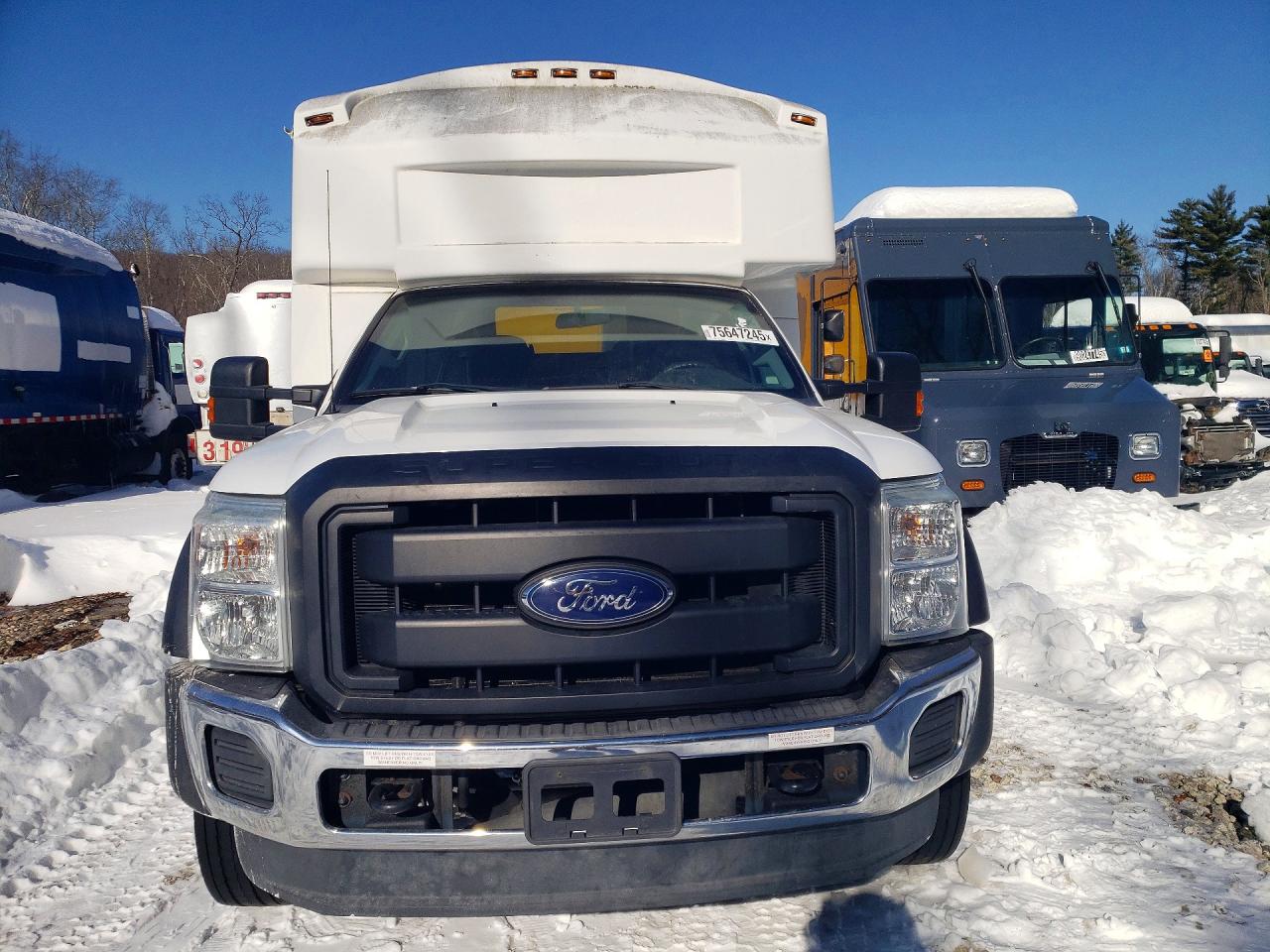 2015 FORD F550