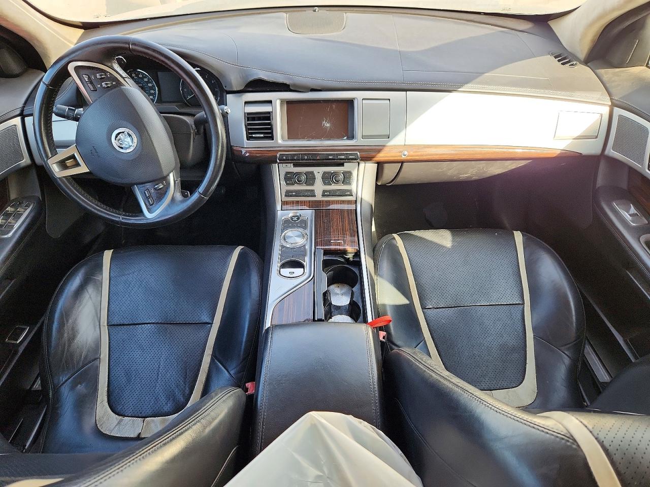 2012 JAGUAR XF