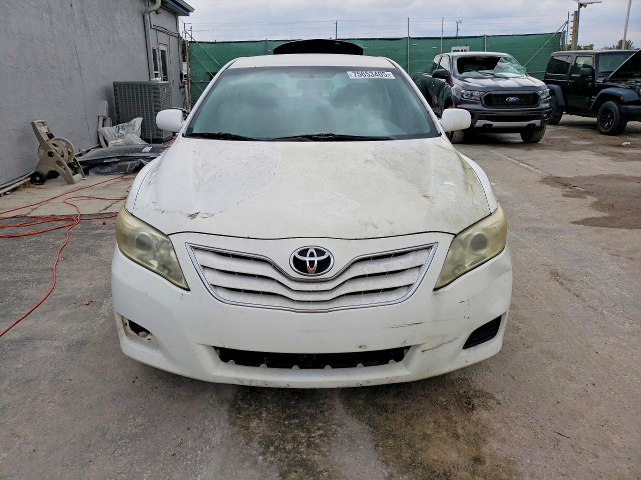 2010 TOYOTA CAMRY
