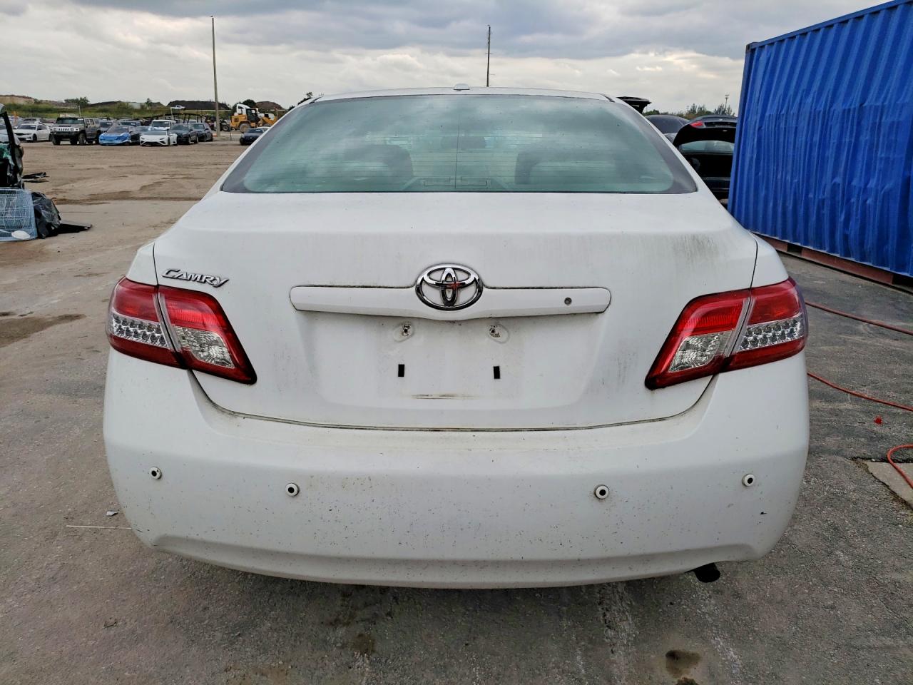 2010 TOYOTA CAMRY