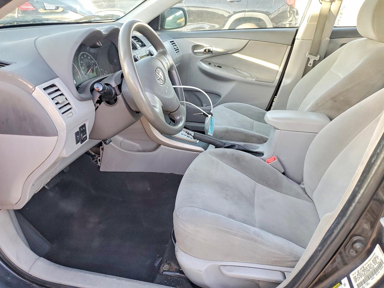 2010 TOYOTA COROLLA