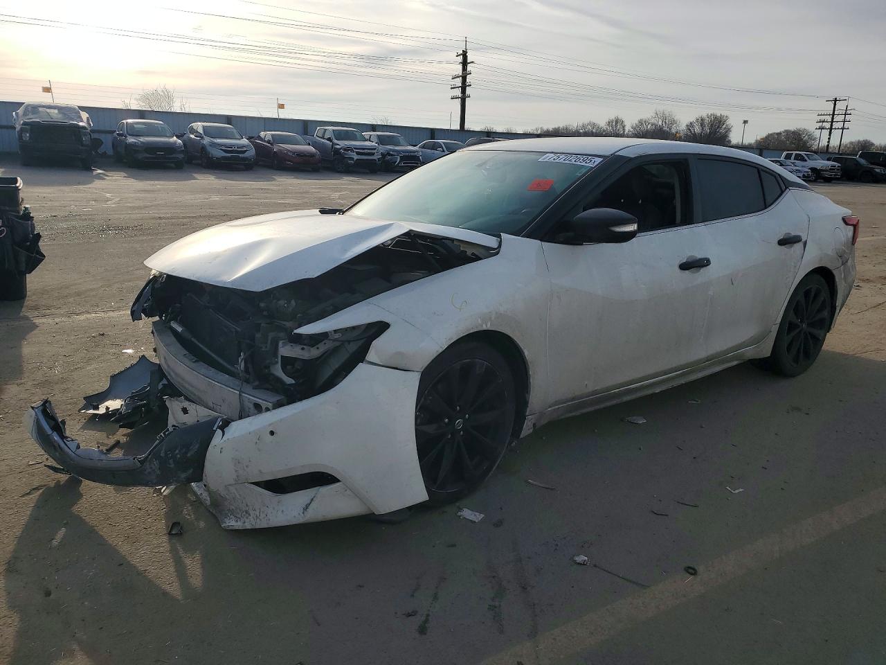 2016 NISS MAXIMA