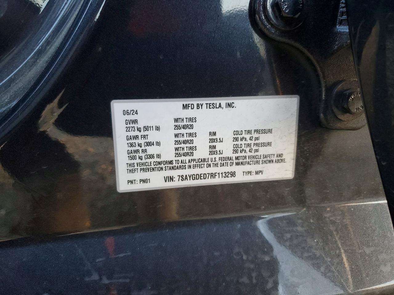 2024 TESLA MODEL Y