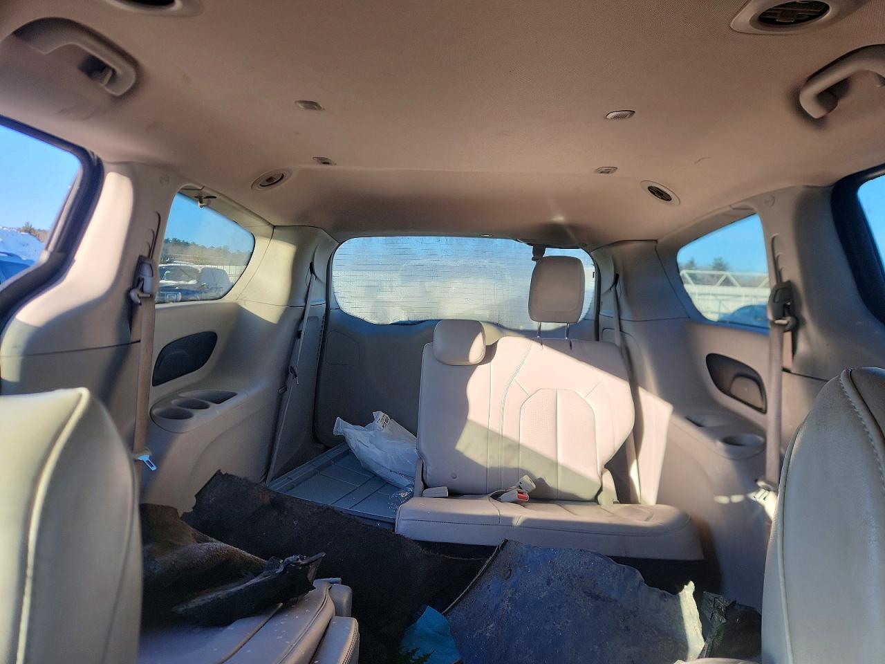 2021 CHRYSLER MINIVAN