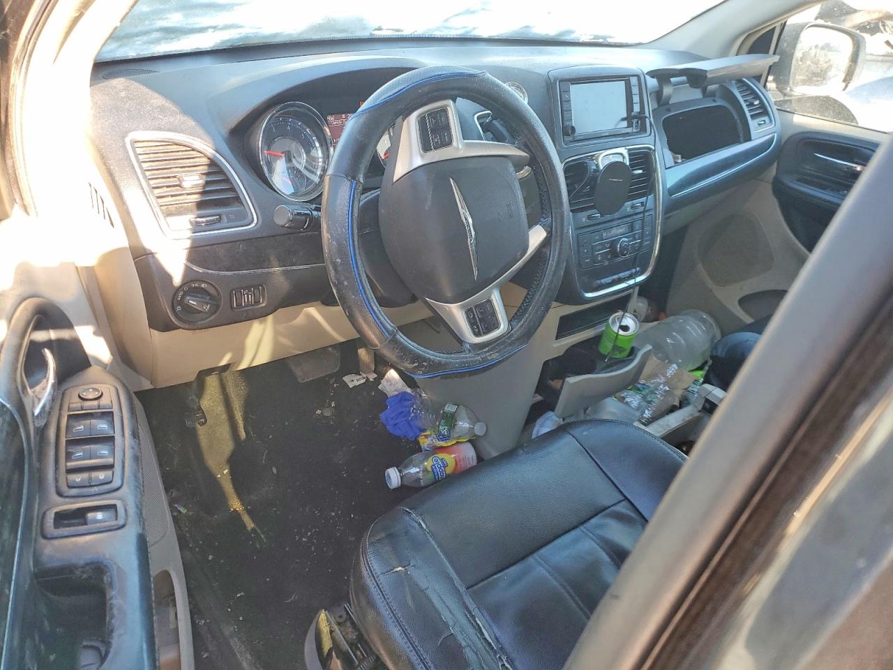 2016 CHRYSLER TOWN & C