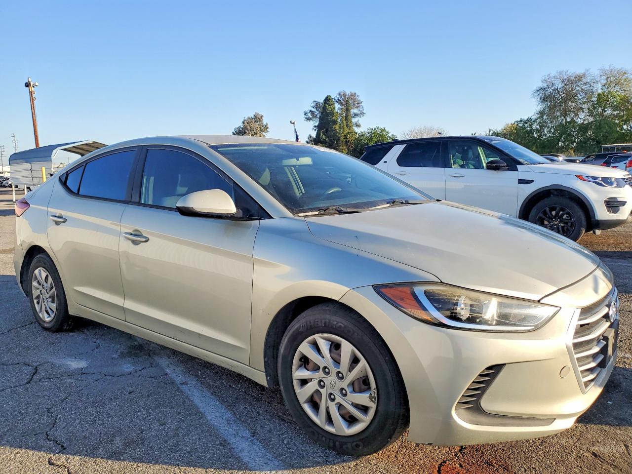 2017 HYUNDAI ELANTRA