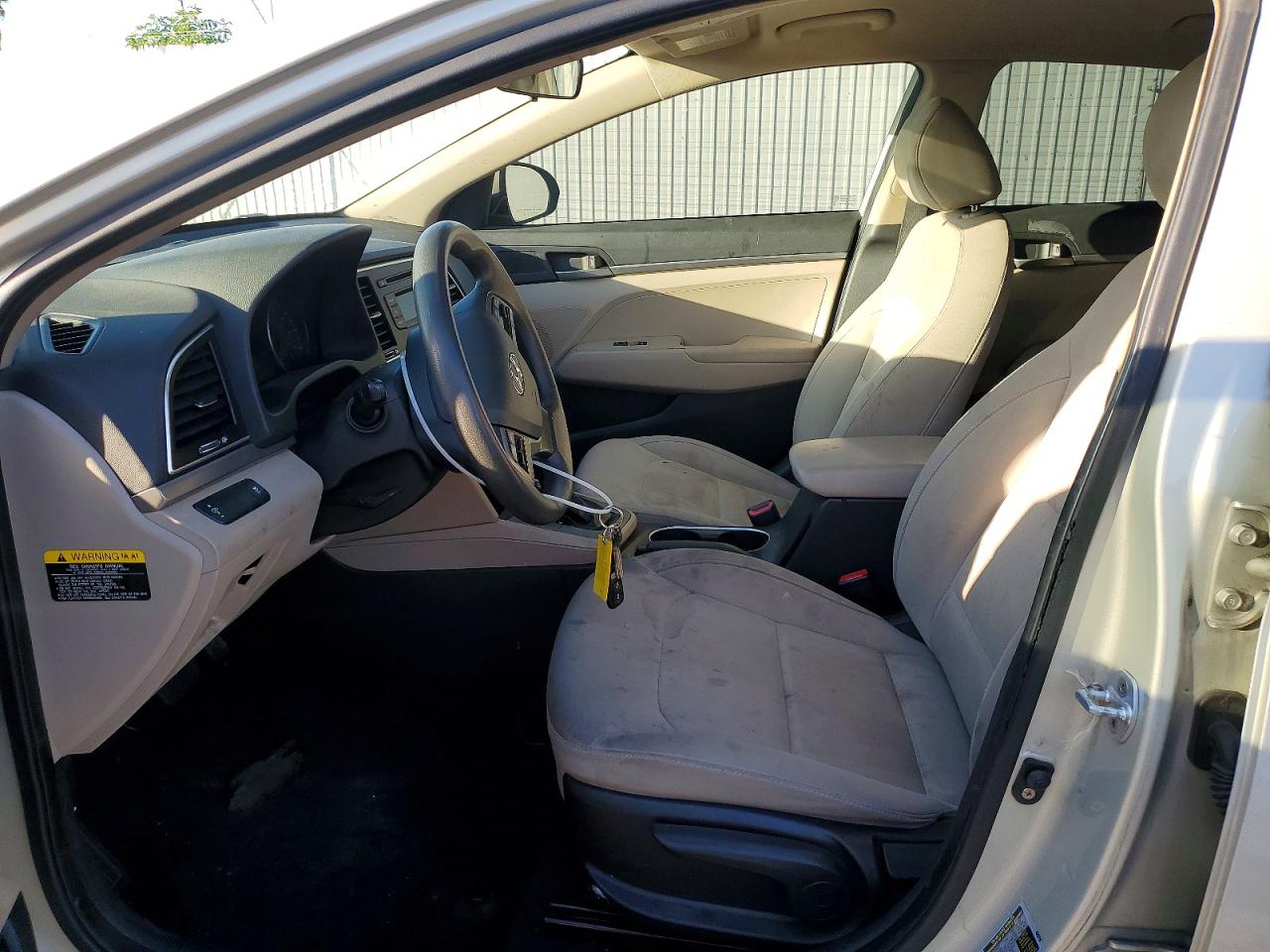 2017 HYUNDAI ELANTRA