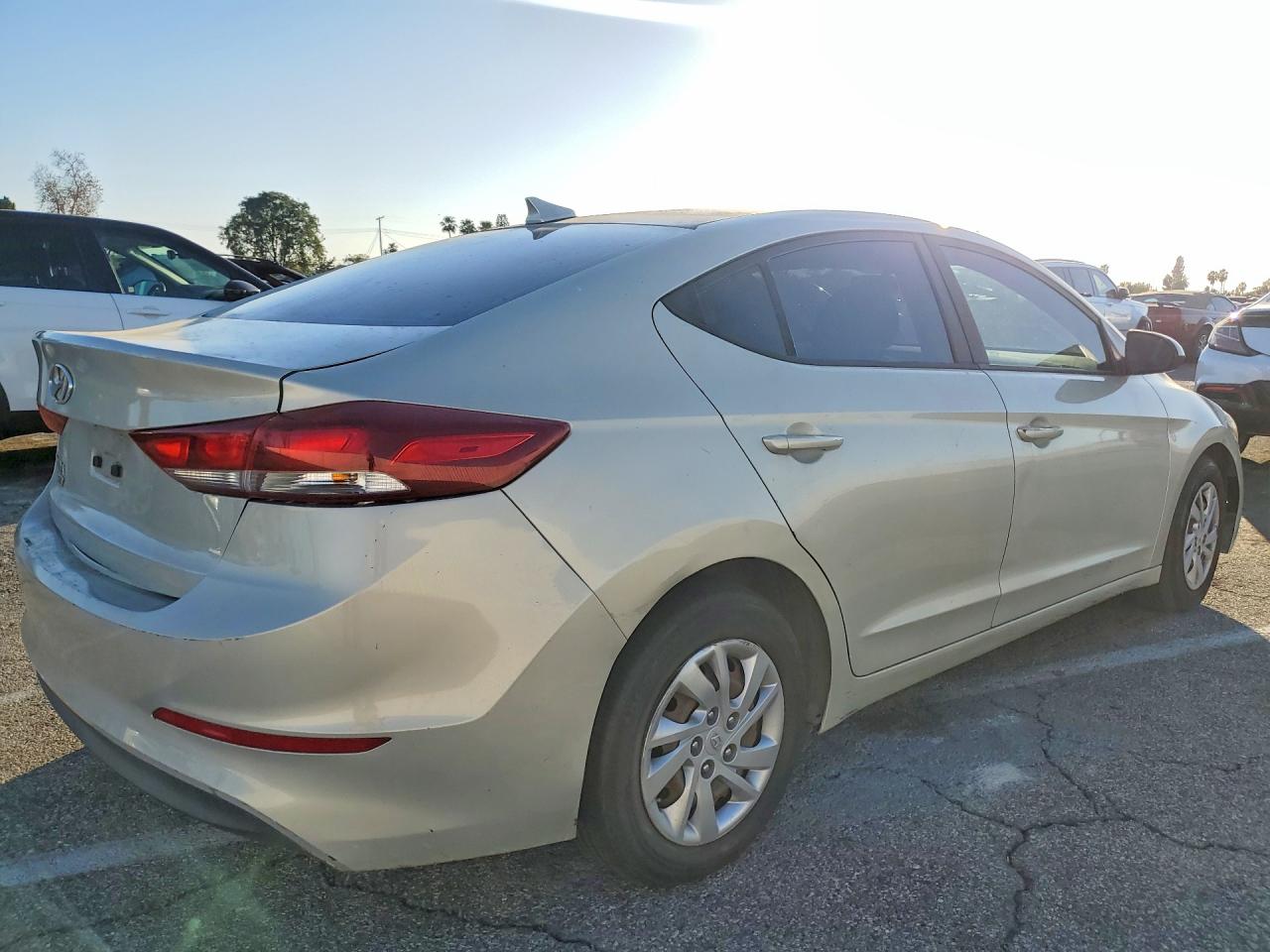 2017 HYUNDAI ELANTRA