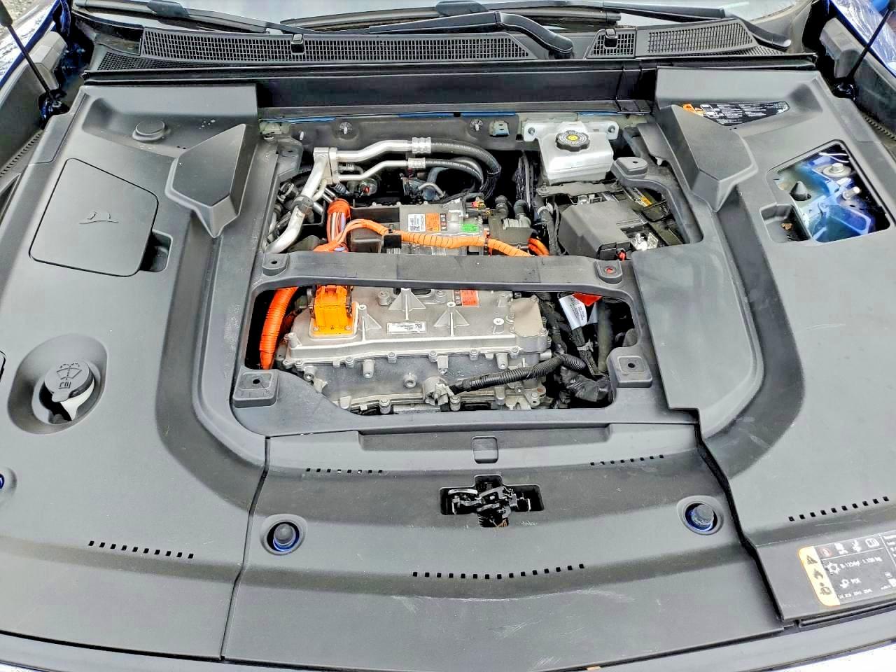 2024 CADILLAC LYRIQ LUXU