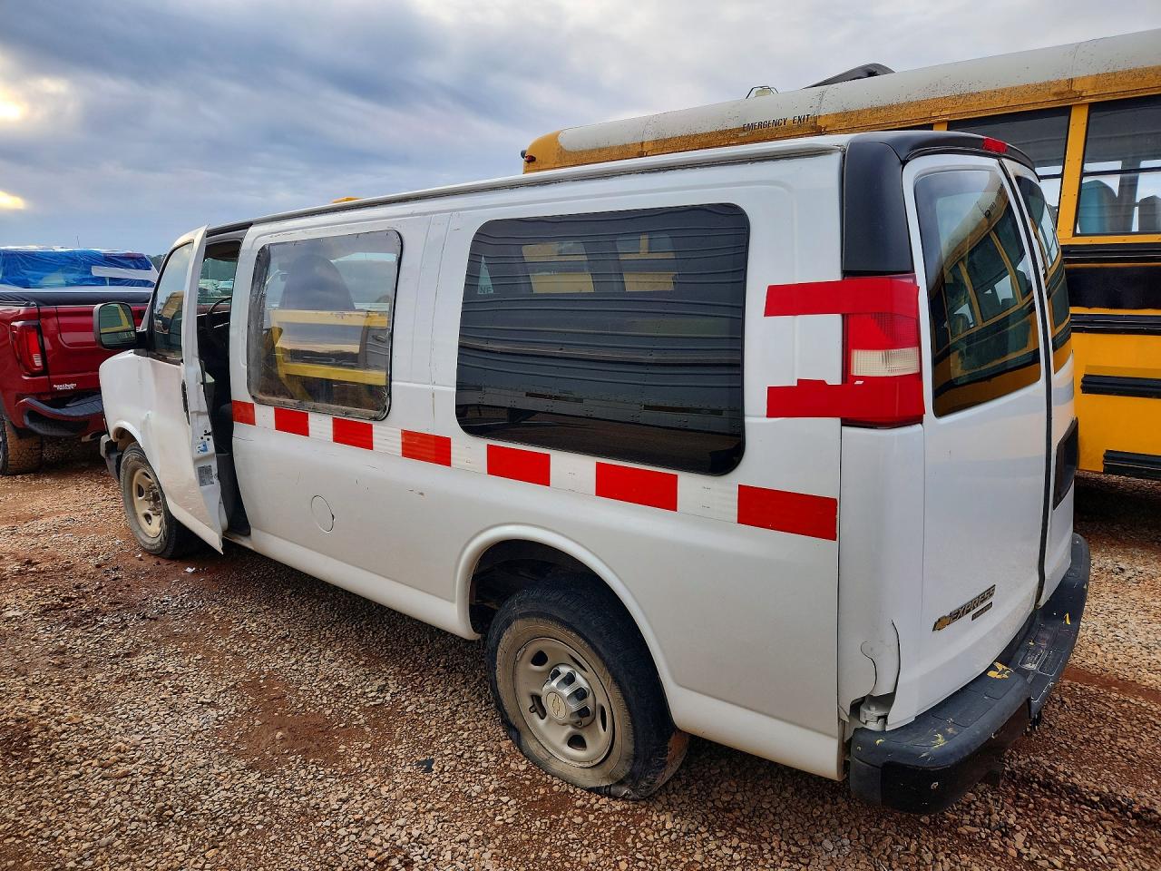 2014 CHEVROLET EXPRESS