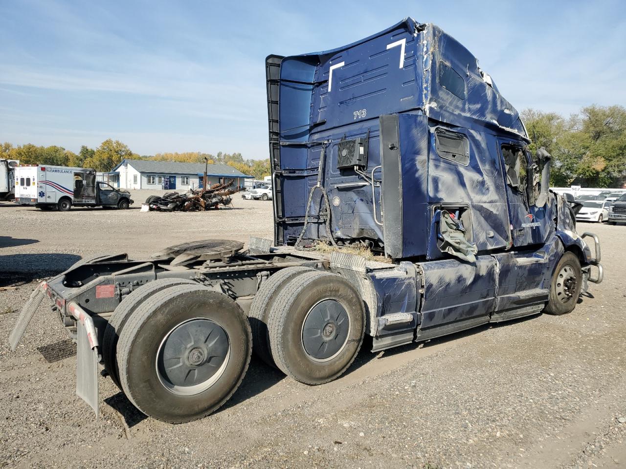 2024 VOLVO VN