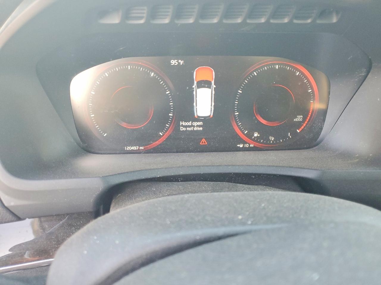 2018 VOLVO XC90