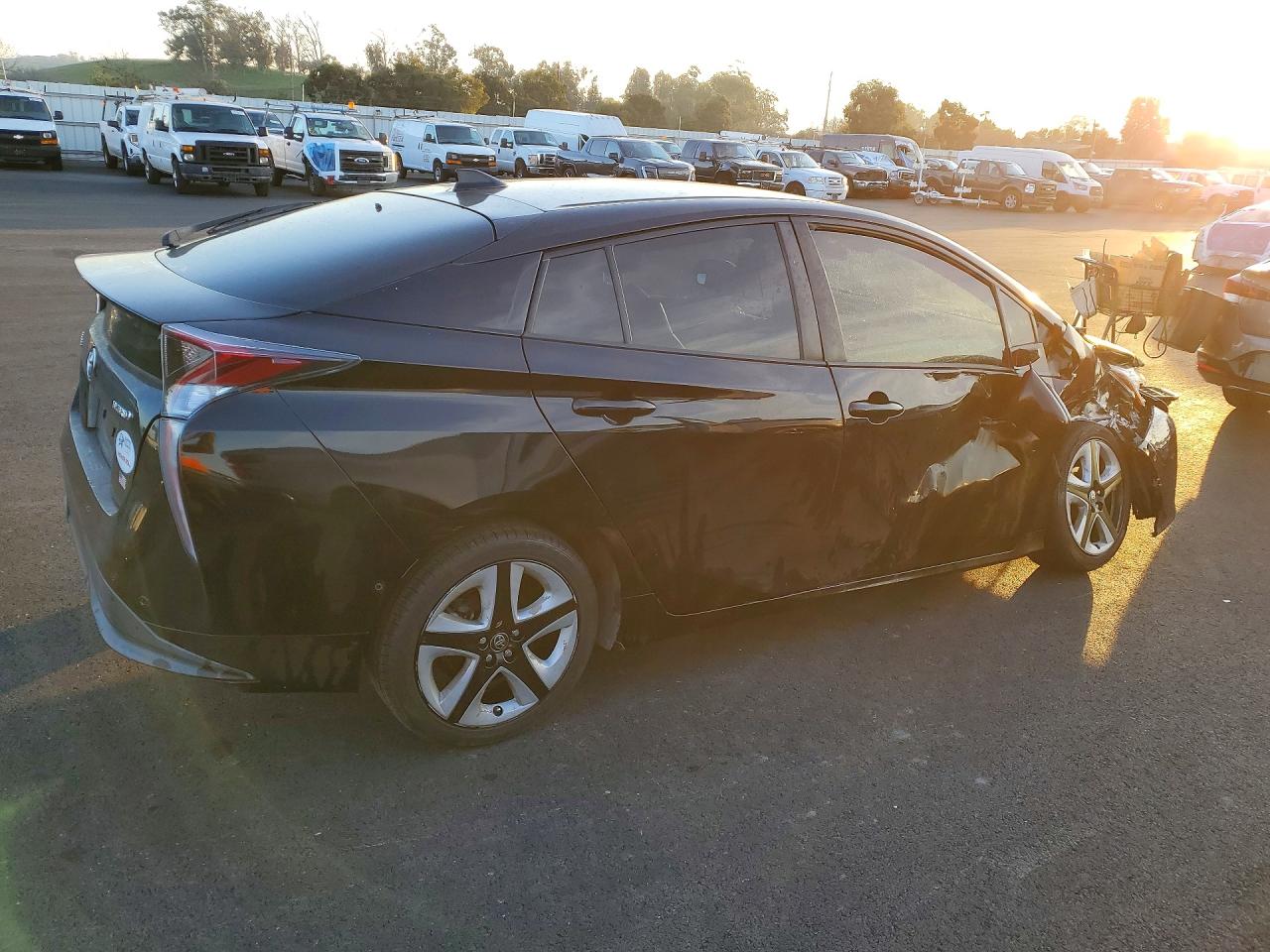 2017 TOYOTA PRIUS