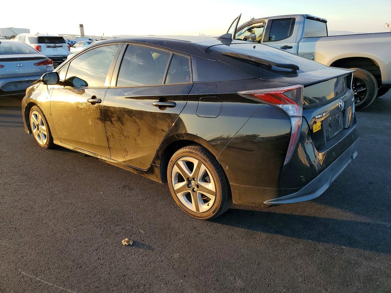 2017 TOYOTA PRIUS