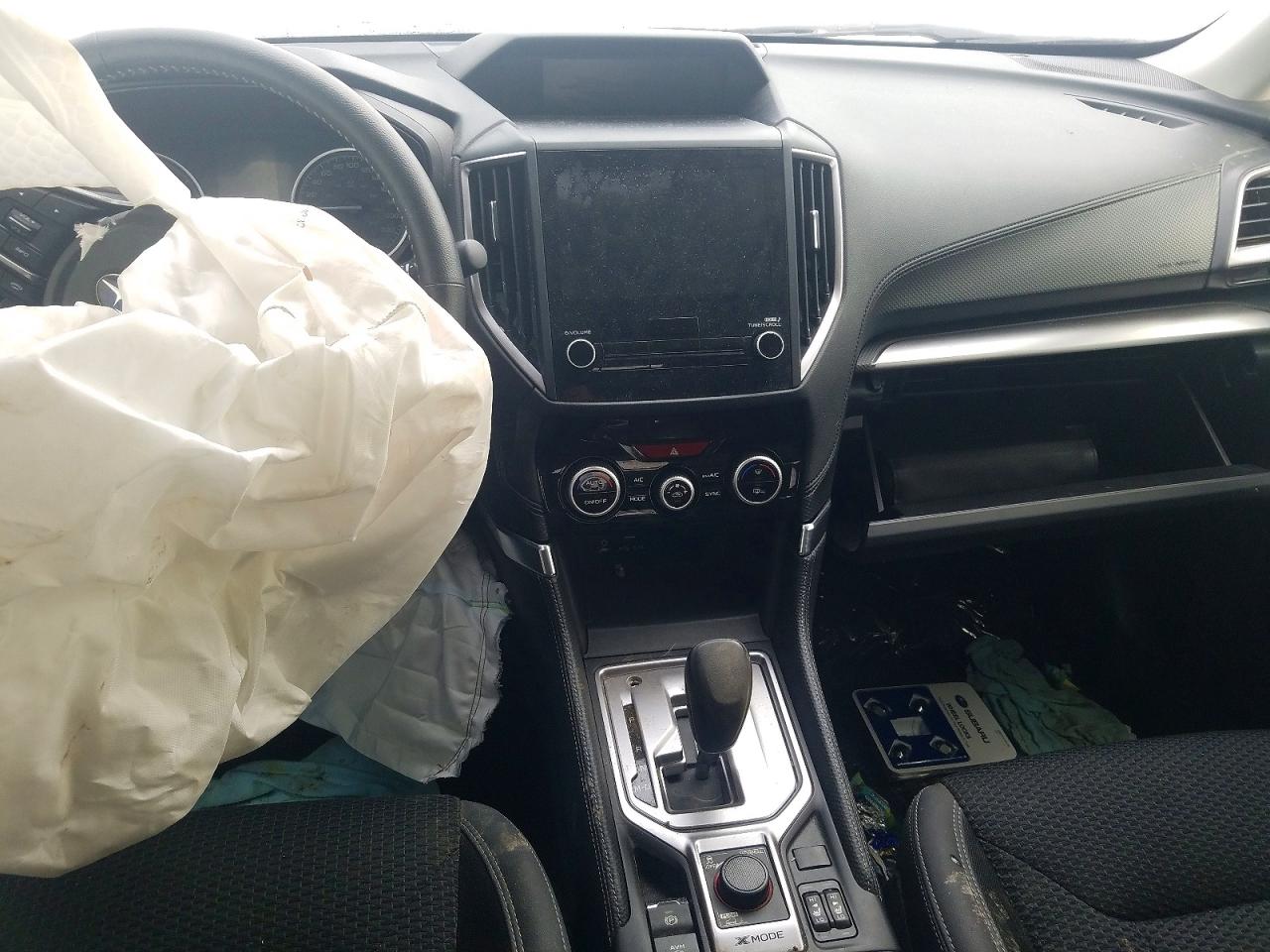 2024 SUBARU FORESTER