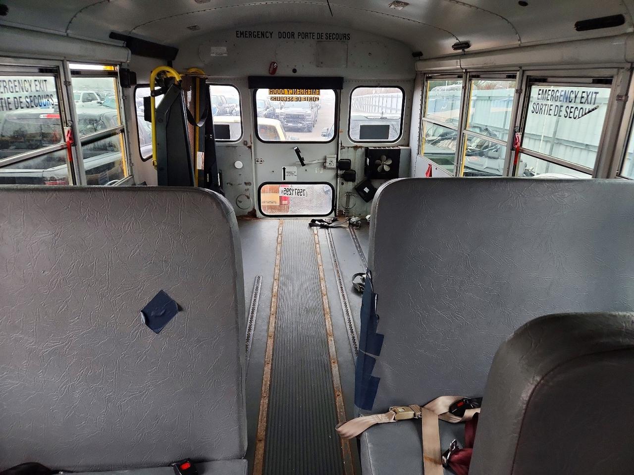 2010 CHEVROLET EXPRESS