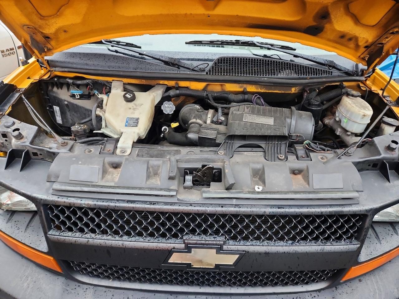 2010 CHEVROLET EXPRESS